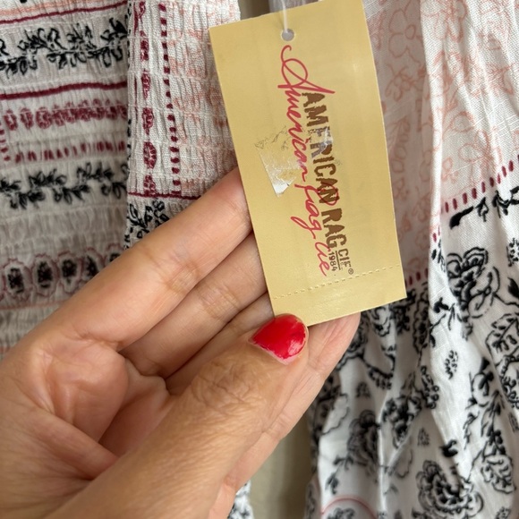 American Rag White and Black Blouse - Picture 6 of 11